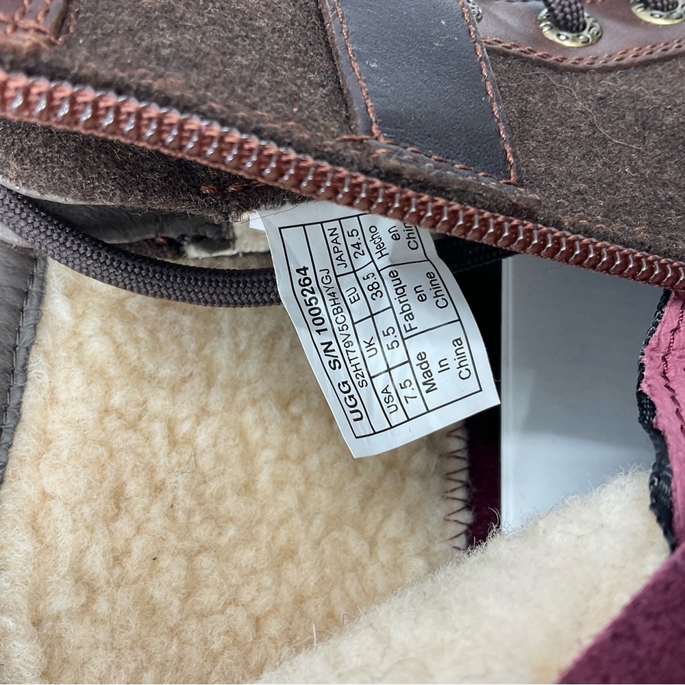 🔴SOLD🔴 Ugg Kesey Shearling Lined Waterproof Boots - Picture 4 of 11